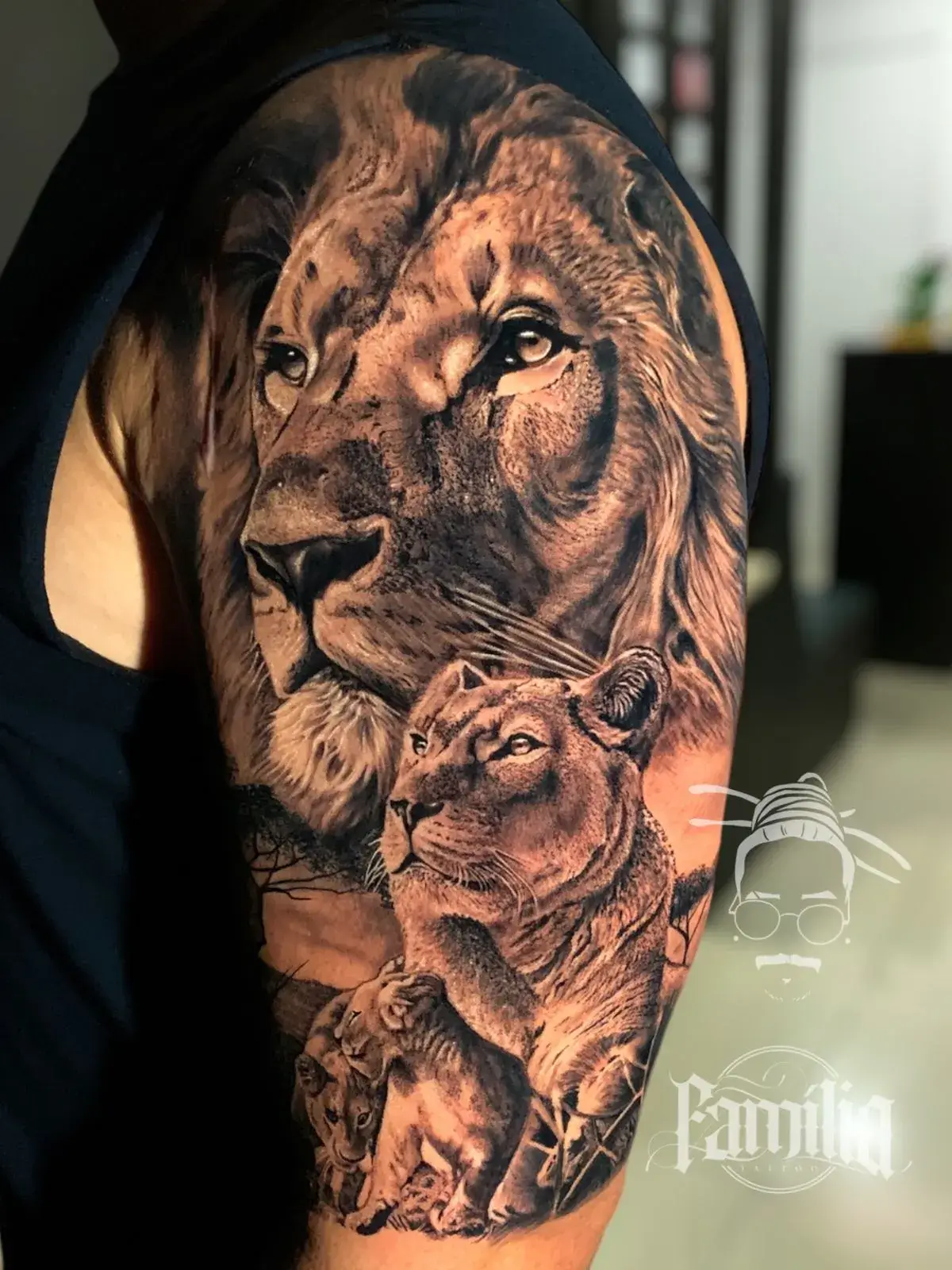 Nenem Lopes tatuagem